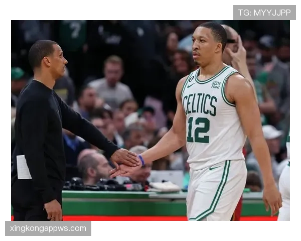 格兰特·威廉姆斯无球牵制力提升，拉开空间效率显著优于同位置