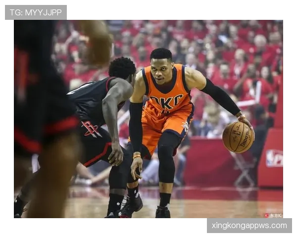 内内挡拆拉开空间提升内线得分效率明显领先队友