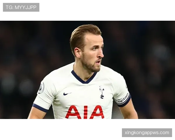 凯恩与本泽马的全能中锋价值对比：战术作用与得分效率的核心差异