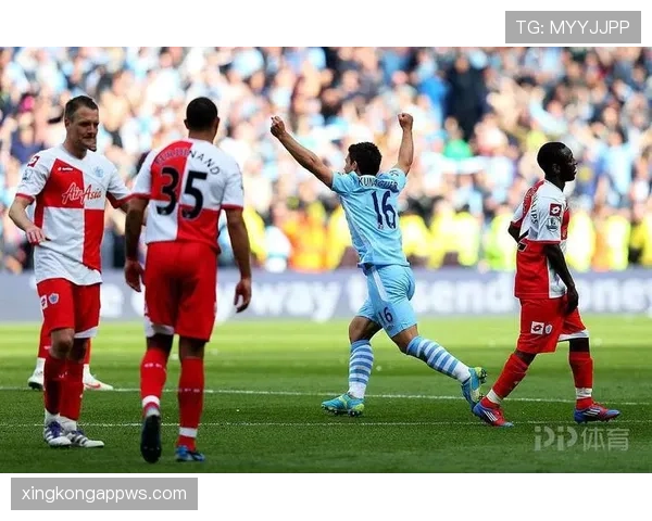 哈兰德 vs 阿圭罗：曼城锋霸进攻效率与战术角色对比